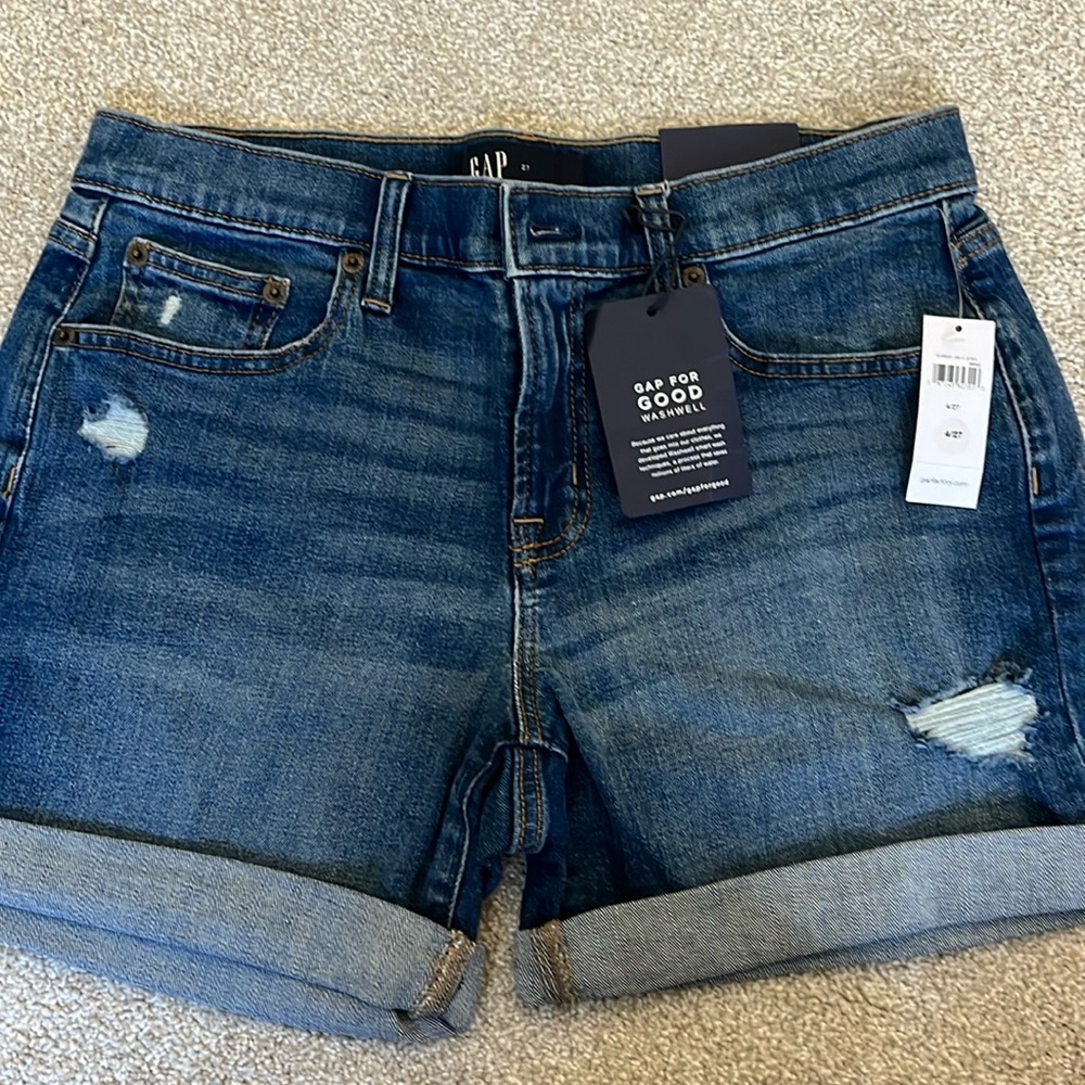 Gap Shorts